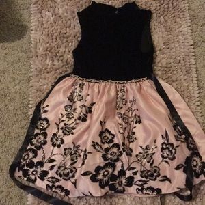 Black and pink girl dress